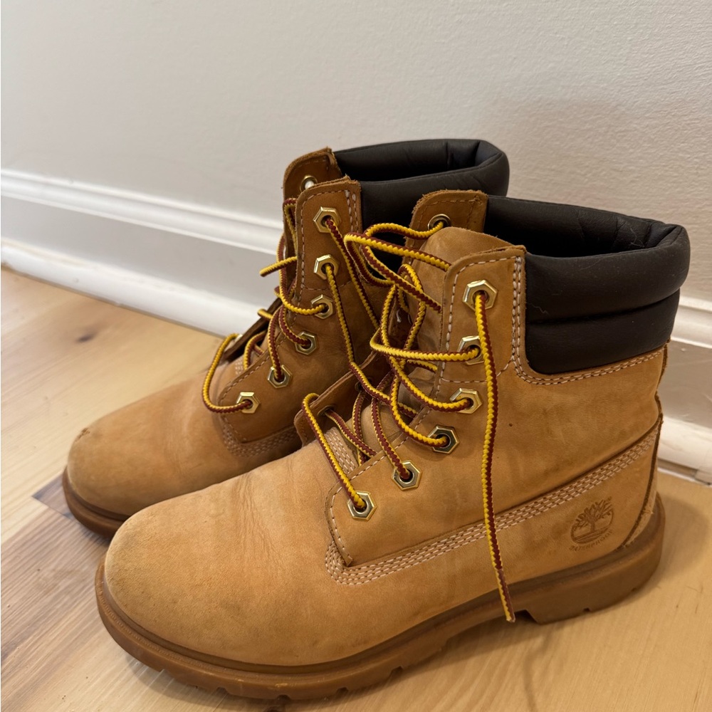 Timberland women’s waterproof suede Boots